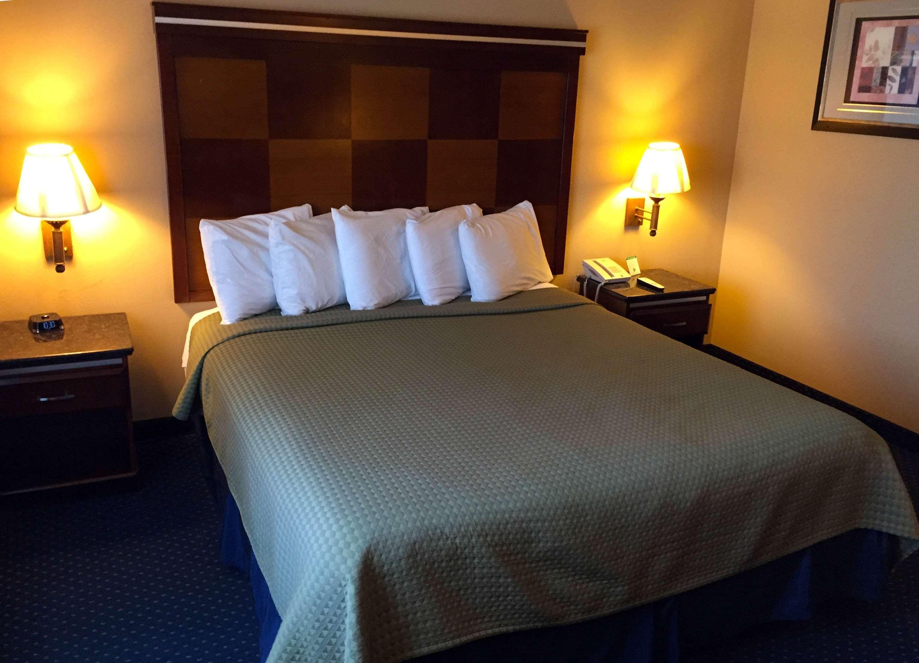 Inn At Bayshore San Mateo Dış mekan fotoğraf