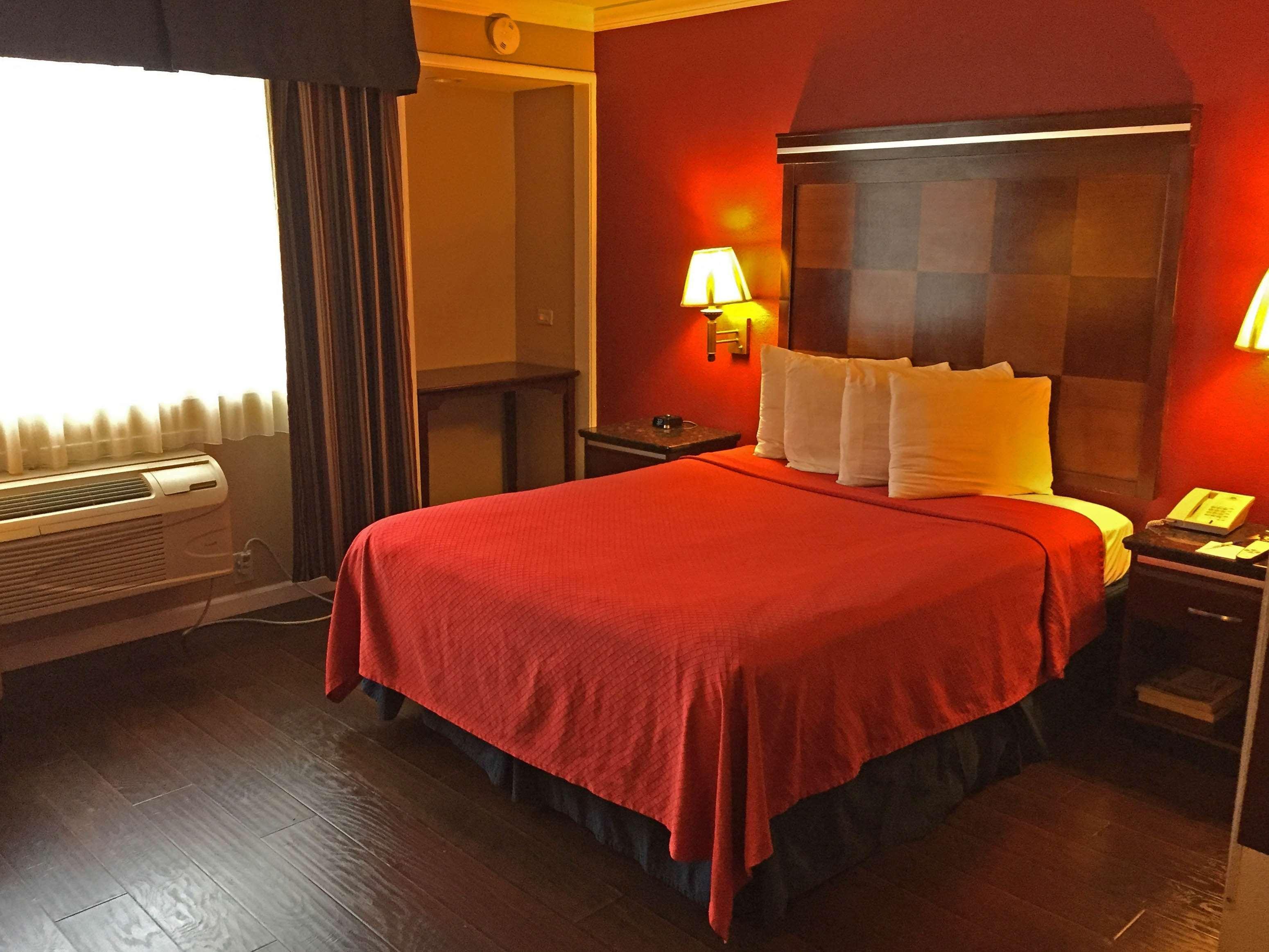 Inn At Bayshore San Mateo Dış mekan fotoğraf